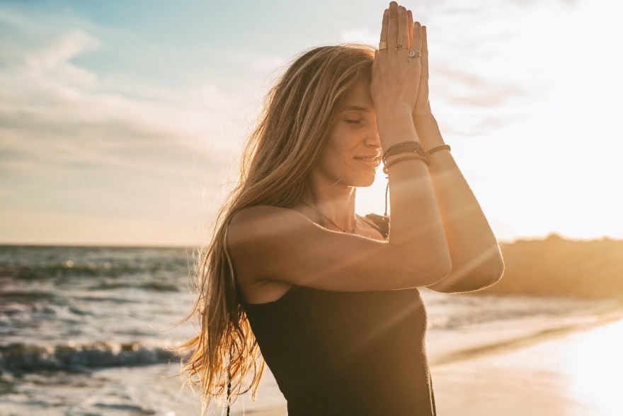 F8582C2A-081B-494C-AD89-A855F0553D61